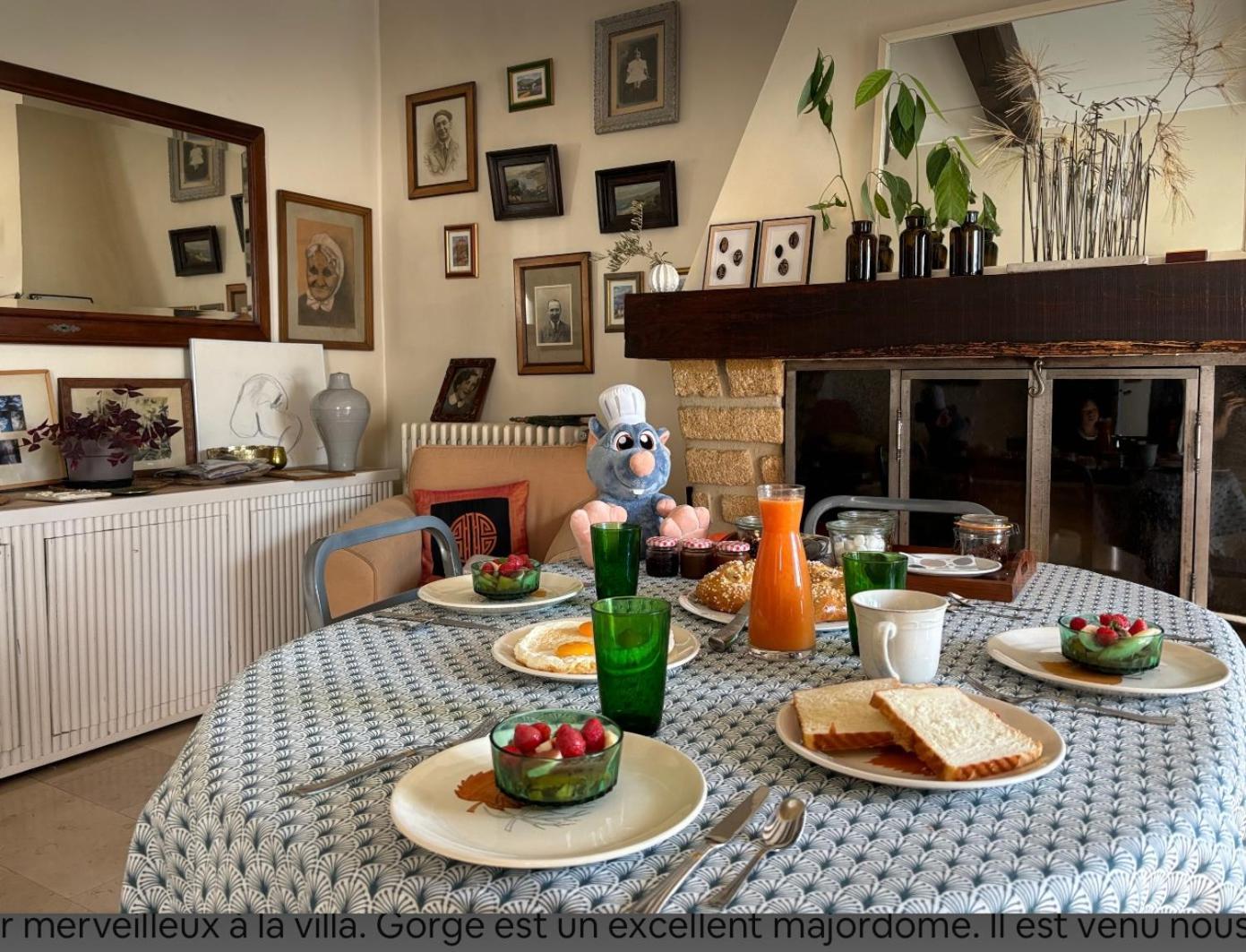 La Villa Plaisance - Maison Et Chambres D Hotes A Proximite De Chateaneuf-Du-Pape Bedarrides Luaran gambar